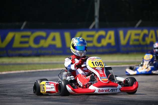 Subito gran battaglia a La Conca per l'inizio della seconda prova del Campionato Italiano ACI Karting 1 Subito gran battaglia a La Conca per l'inizio della seconda prova del Campionato Italiano ACI Karting